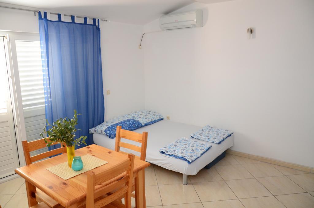 Apartments Bozic Novi Vinodolski Chambre photo